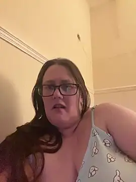 Snapshot of Foxy_Evie40XO chatting on 02.12.25 Foxy Evie40XO online show from 02.12.25