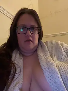 Snapshot of Foxy_Evie40XO chatting on 02.27.25 Foxy Evie40XO online show from 02.27.25