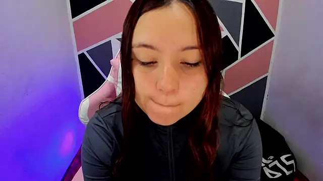 Snapshot of Carol_Pinter chatting on 11.24.25 Carol Pinter online show from 11.24.25