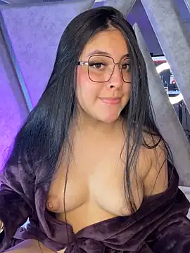 Annie9  online show from 11.15.25