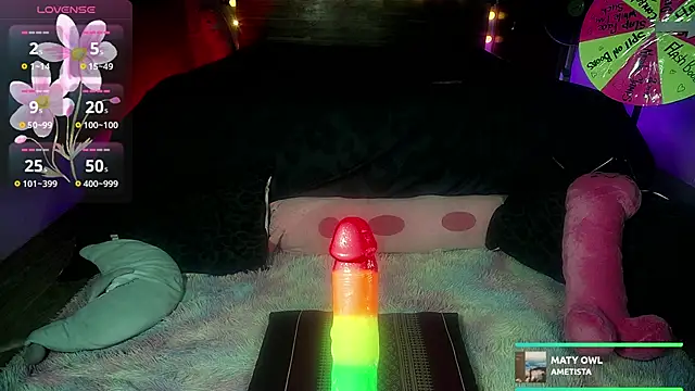 kellycakemeow online show from 10.27.25