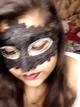 Snapshot of Hottyalia chatting on 12.30.24 Hottyalia online show from 12.30.24