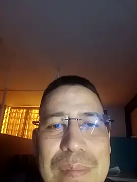 Snapshot of Edipaca chatting on 09.13.25 Edipaca online show from 09.13.25