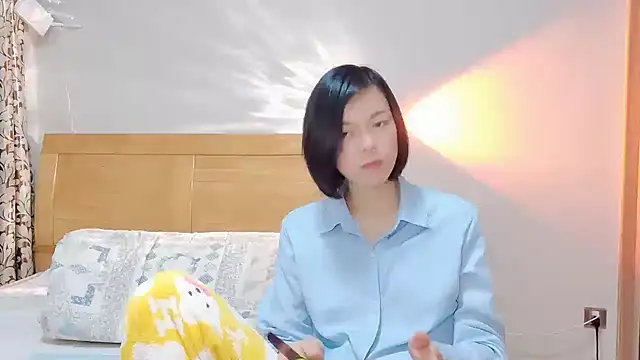 Linda-LL online show from 02.04.25