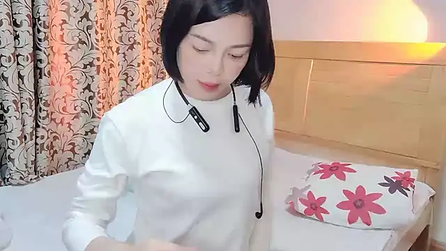 Linda-LL online show from 02.28.25