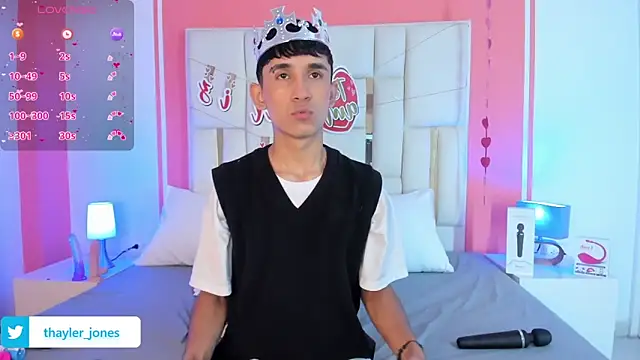 Thayler jones online show from 03.02.25