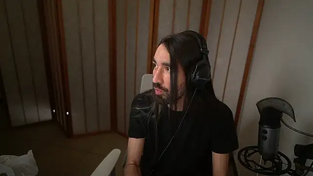 Snapshot of Your_Ice_cream chatting on 03.27.26 Your Ice cream online show from 03.27.26