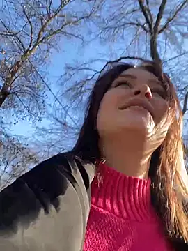 KikiWatson online show from 01.30.25