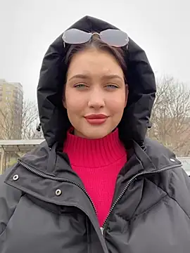 KikiWatson online show from 02.01.25