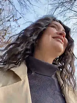 KikiWatson online show from 02.13.25