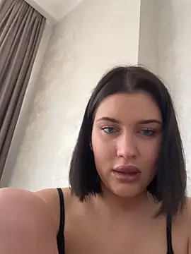 KikiWatson online show from 02.11.26