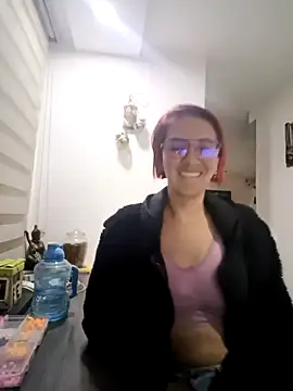 your red rose  online show from 12.02.24