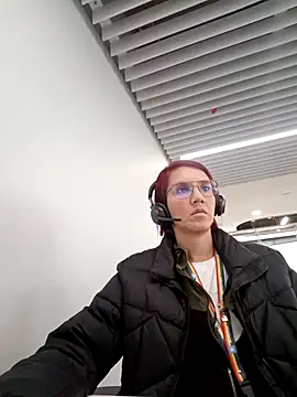 your red rose  online show from 03.06.25