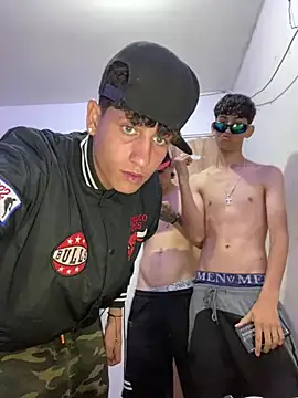 Snapshot of LatinBoysxxx chatting on 02.08.25 LatinBoysxxx online show from 02.08.25