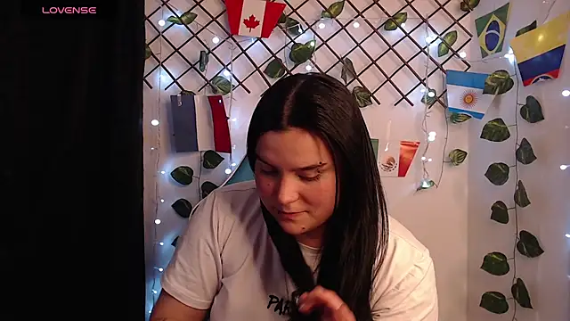 Snapshot of Nika_1_ chatting on 06.21.26 Nika 1 online show from 06.21.26