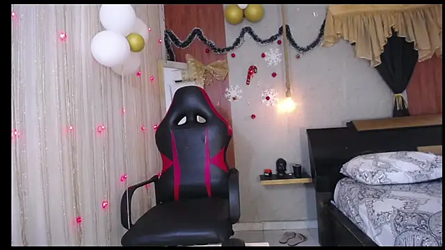 hera divine online show from 12.15.25