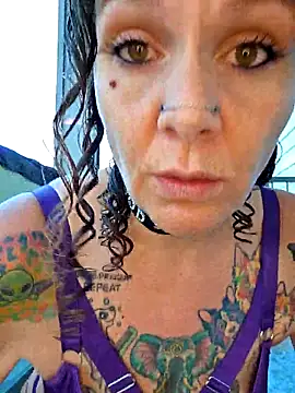 thatonespicychick online show from 09.14.25