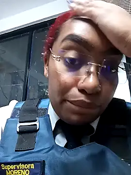 Snapshot of Cinnamon-Skin chatting on 12.29.24 Cinnamon-Skin online show from 12.29.24