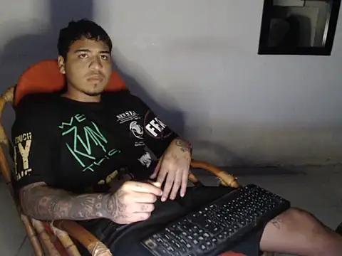 camiloacosta321 online show from 12.01.25