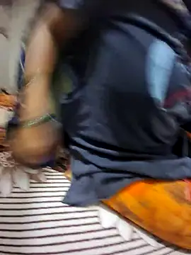 Snapshot of menakshiiikaur chatting on 11.23.25 menakshiiikaur online show from 11.23.25