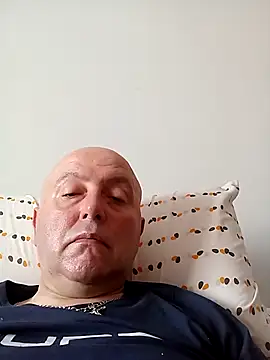 Snapshot of Necas197 chatting on 10.05.25 Necas197 online show from 10.05.25