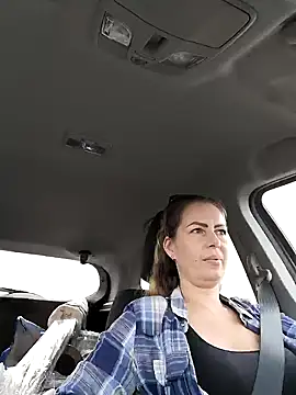 Snapshot of uber_babe chatting on 12.13.24 uber babe online show from 12.13.24