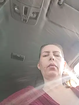 Snapshot of uber_babe chatting on 02.25.25 uber babe online show from 02.25.25