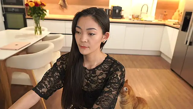 Peopleneedlove144 online show from 10.21.25