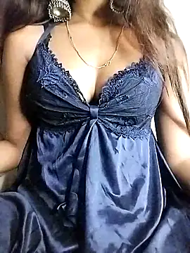 Esha Babyy online show from 02.18.26