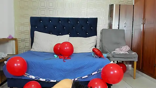 yulianademond66 online show from 02.14.25