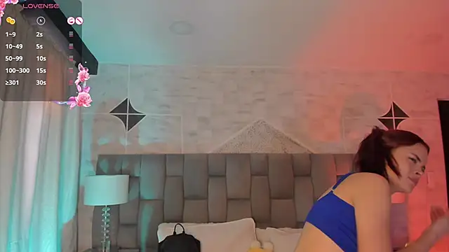 HannaRhodes online show from 01.10.25