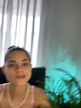 HannaRhodes online show from 11.01.25