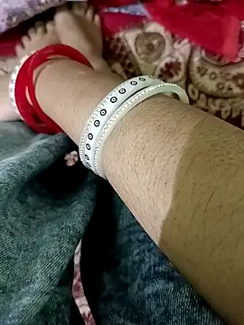 Snapshot of QUEEN-X-CPL chatting on 12.08.24 QUEEN-X-CPL online show from 12.08.24