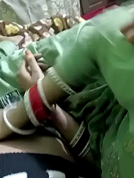 Snapshot of QUEEN-X-CPL chatting on 12.21.24 QUEEN-X-CPL online show from 12.21.24