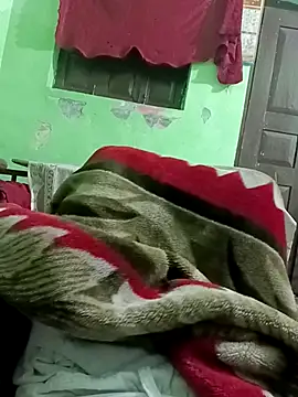 Snapshot of QUEEN-X-CPL chatting on 02.22.25 QUEEN-X-CPL online show from 02.22.25