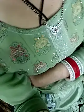 Snapshot of QUEEN-X-CPL chatting on 02.26.25 QUEEN-X-CPL online show from 02.26.25