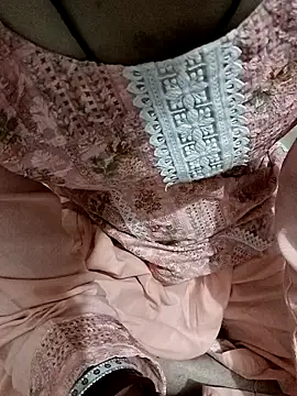 Snapshot of QUEEN-X-CPL chatting on 09.20.25 QUEEN-X-CPL online show from 09.20.25