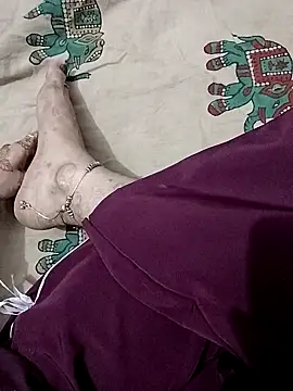 Snapshot of QUEEN-X-CPL chatting on 09.29.25 QUEEN-X-CPL online show from 09.29.25