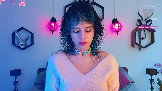 Sweet Chaos online show from 11.16.25