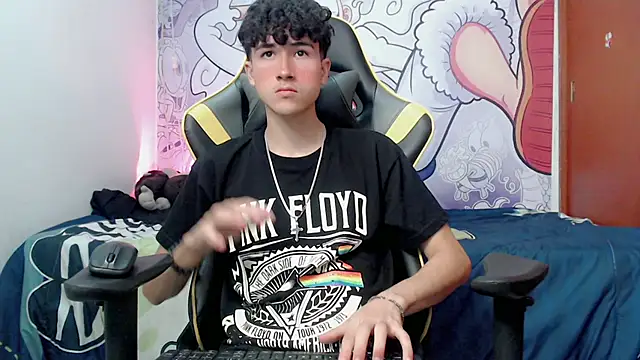 johnny cagee online show from 12.18.24