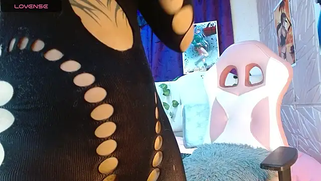 Snapshot of Gaby_Tailor chatting on 01.30.25 Gaby Tailor online show from 01.30.25