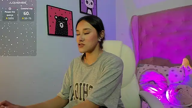  Sophie  miller online show from 09.29.25