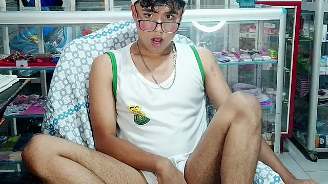 Snapshot of Baby_Cream chatting on 12.18.24 Baby Cream online show from 12.18.24