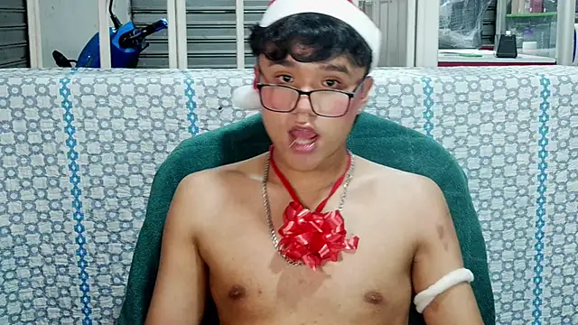 Snapshot of Baby_Cream chatting on 12.21.24 Baby Cream online show from 12.21.24