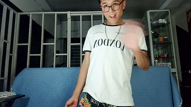 Snapshot of Baby_Cream chatting on 01.22.25 Baby Cream online show from 01.22.25