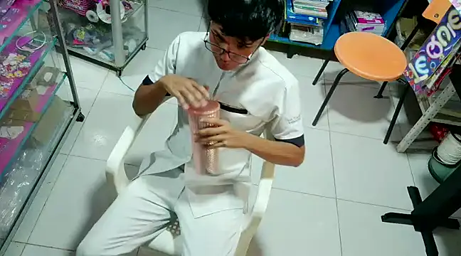 Snapshot of Baby_Cream chatting on 01.27.25 Baby Cream online show from 01.27.25