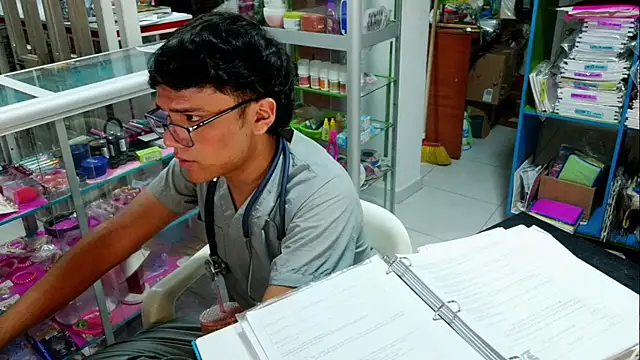 Snapshot of Baby_Cream chatting on 02.06.25 Baby Cream online show from 02.06.25