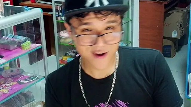 Snapshot of Baby_Cream chatting on 02.20.25 Baby Cream online show from 02.20.25