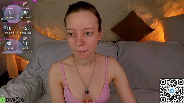 Michelle Blond online show from 12.04.25