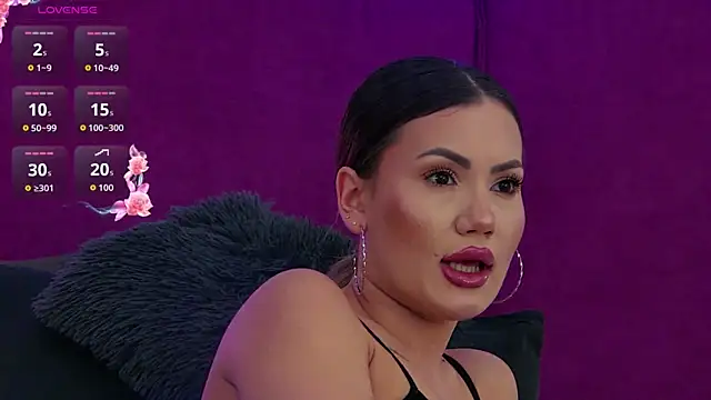 CelineHuddson online show from 01.06.26